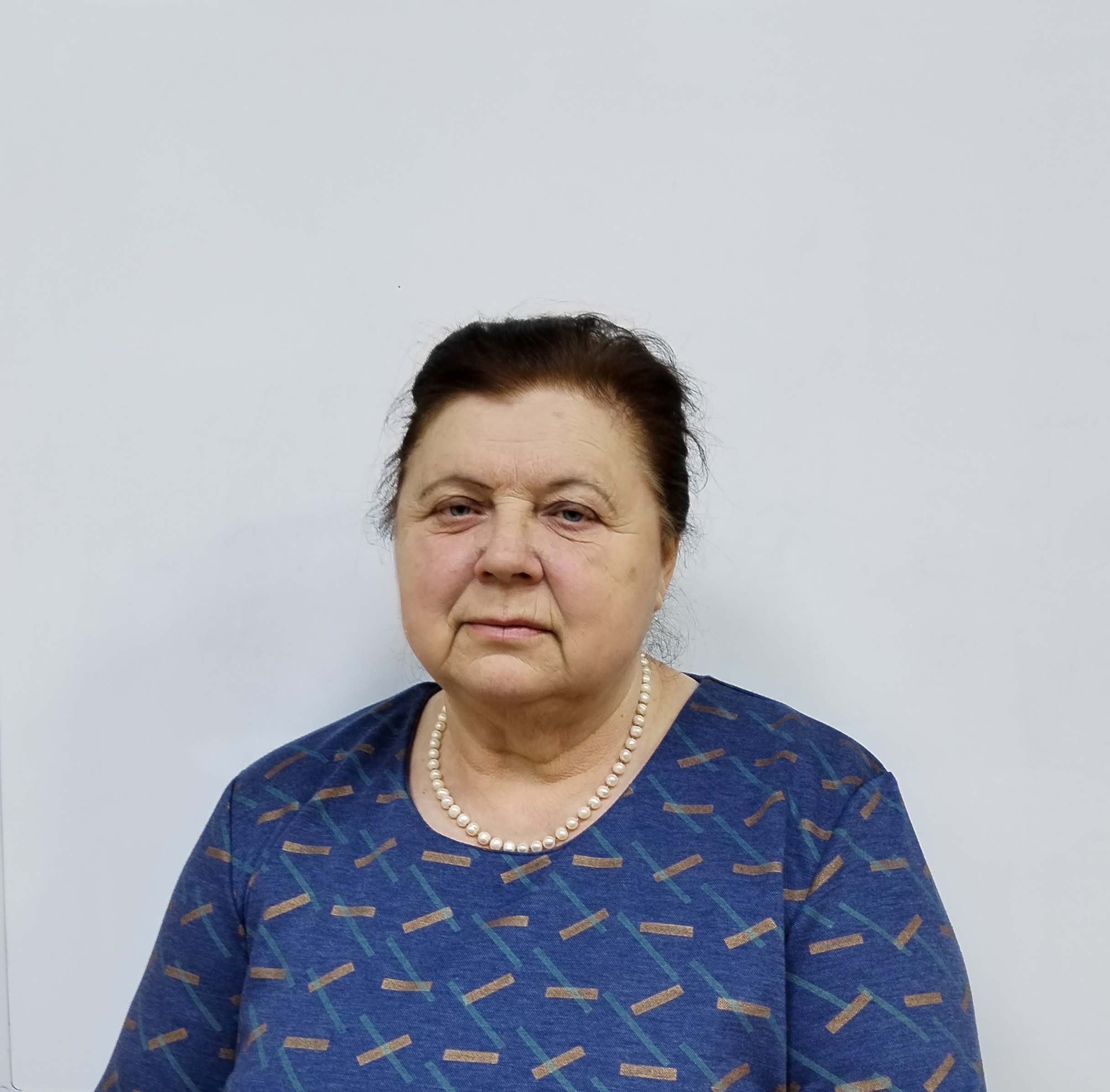 Поверникова Ирина Ивановна.